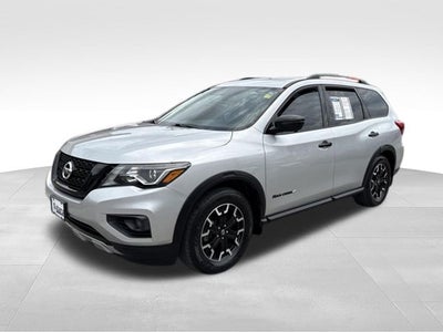 2020 Nissan Pathfinder SL