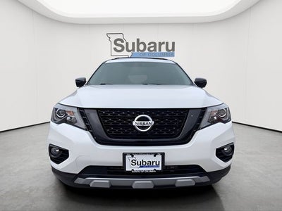 2019 Nissan Pathfinder SL