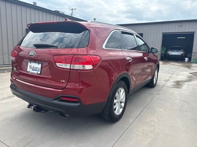 2018 Kia Sorento LX