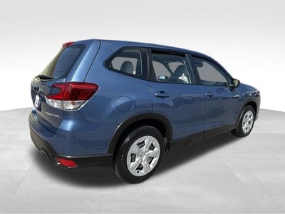 2023 Subaru Forester Base