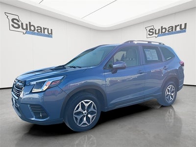 2024 Subaru Forester Premium