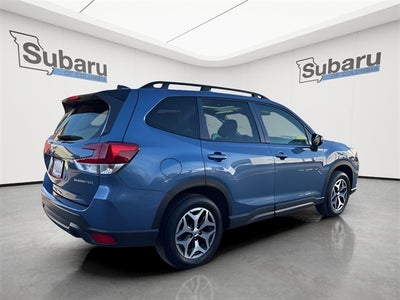 2024 Subaru Forester Premium