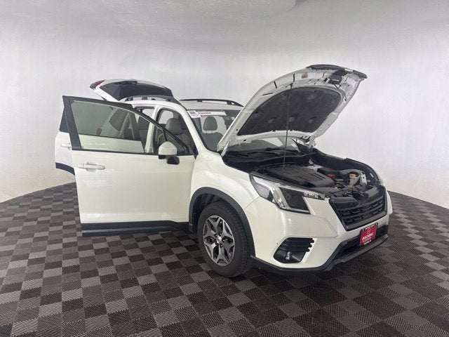 2024 Subaru Forester Premium