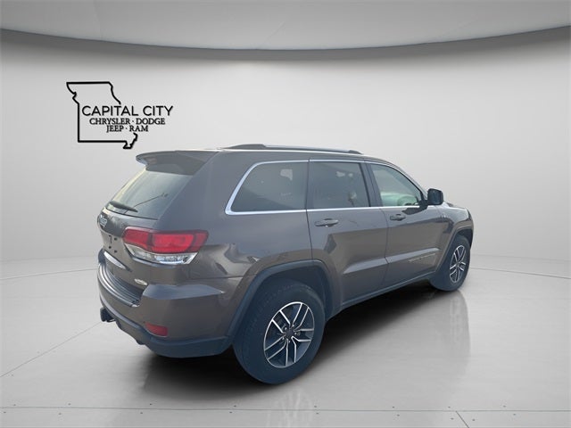 2020 Jeep Grand Cherokee Laredo