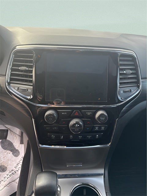 2020 Jeep Grand Cherokee Laredo