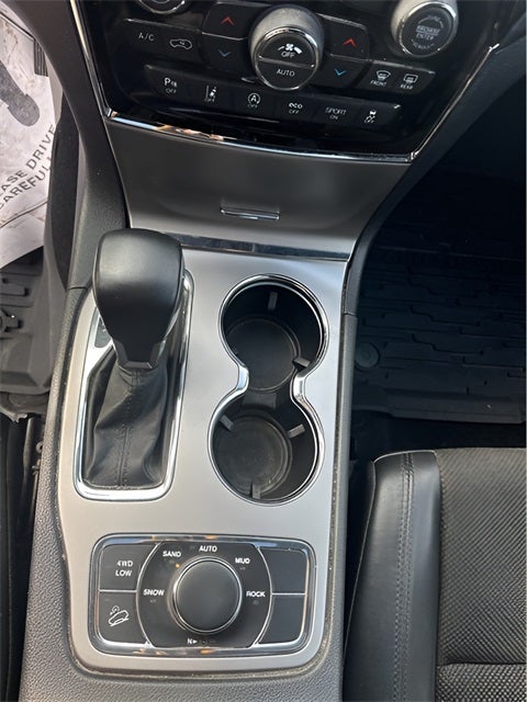 2020 Jeep Grand Cherokee Laredo