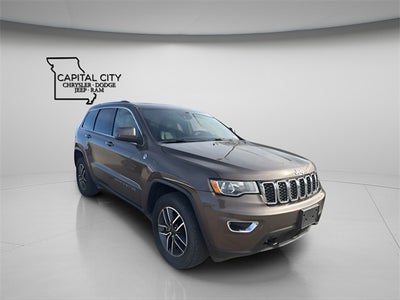 2020 Jeep Grand Cherokee Laredo