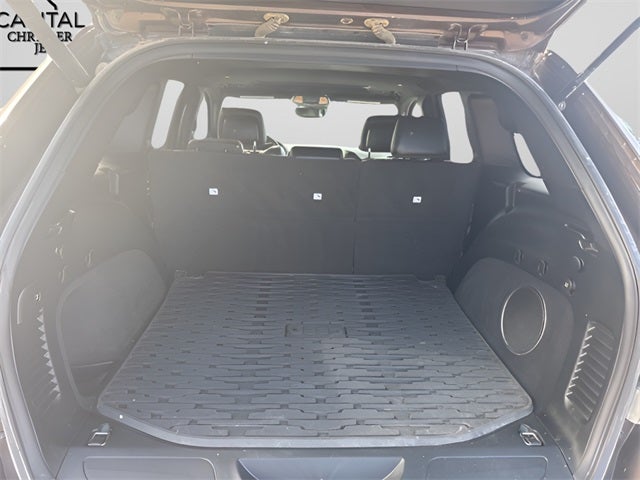 2020 Jeep Grand Cherokee Laredo