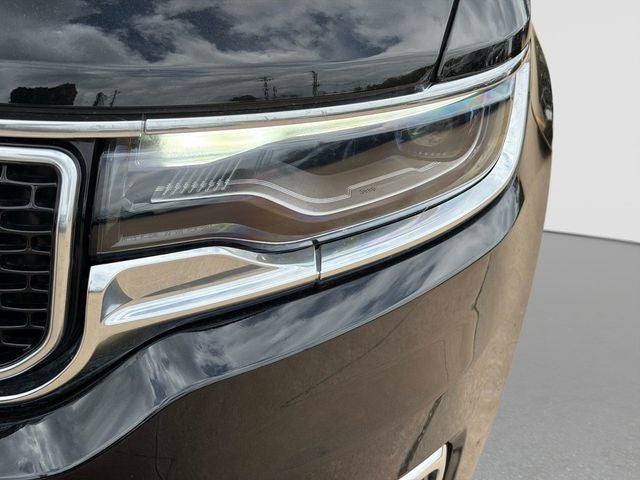 2025 Jeep Wagoneer Base