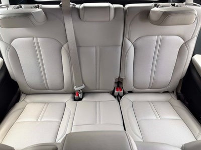 2025 Jeep Wagoneer Base