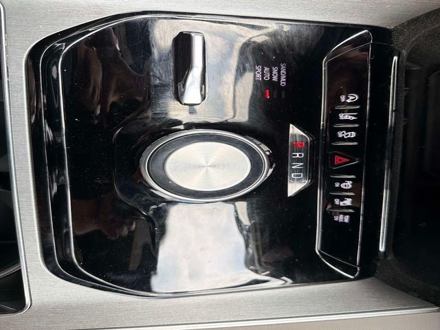 2025 Jeep Wagoneer Base