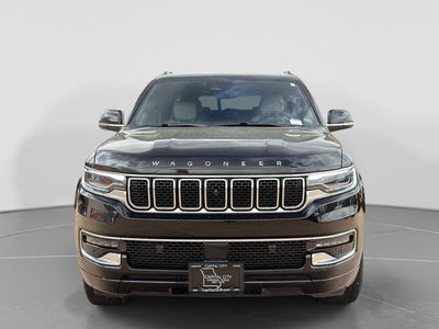 2025 Jeep Wagoneer Base