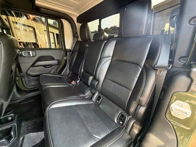 2022 Jeep Gladiator Overland