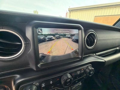 2022 Jeep Gladiator Overland