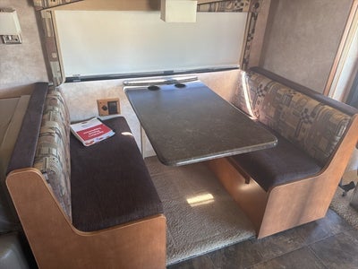 2012 Ford VISTA Stripped Chassis 208" DRW