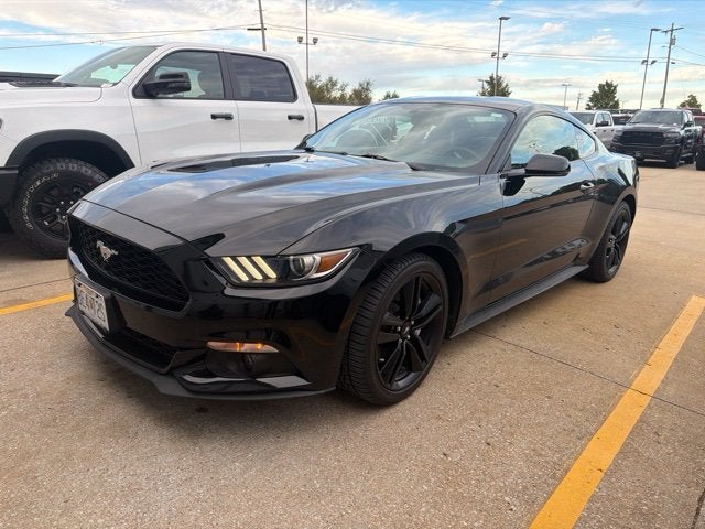 2016 Ford Mustang EcoBoost Premium