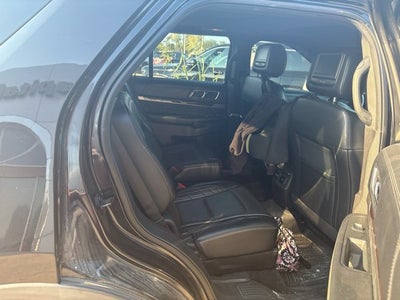 2017 Ford Explorer Platinum