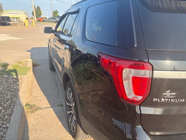 2017 Ford Explorer Platinum