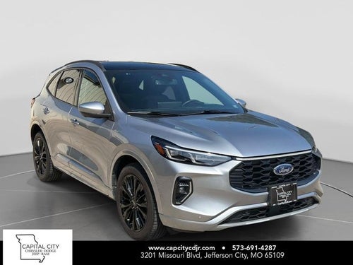 2023 Ford Escape ST-Line Elite