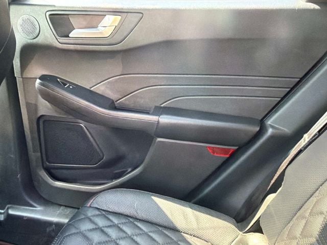 2023 Ford Escape ST-Line Elite