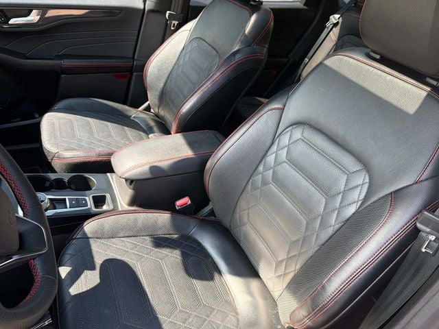 2023 Ford Escape ST-Line Elite