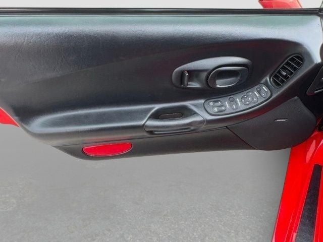 2003 Chevrolet Corvette Base