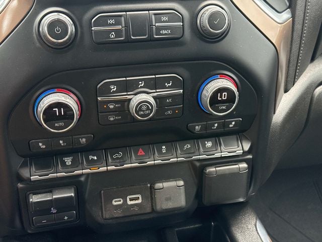 2022 Chevrolet Silverado 3500HD High Country