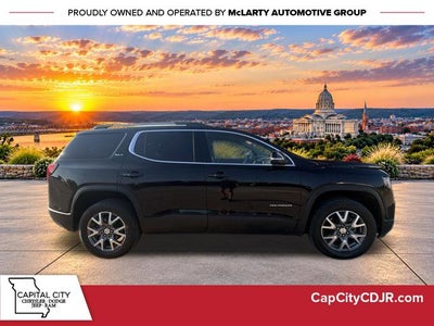 2023 GMC Acadia SLT