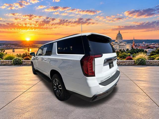 2024 GMC Yukon XL AT4