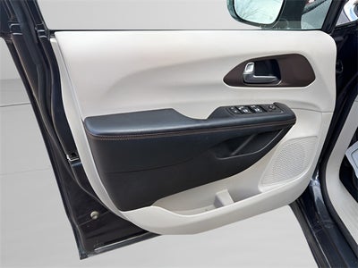 2019 Chrysler Pacifica Touring L Plus