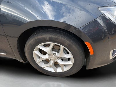 2019 Chrysler Pacifica Touring L Plus