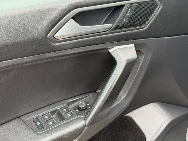 2021 Volkswagen Tiguan Base