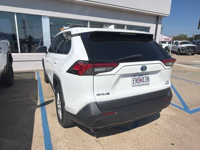 2021 Toyota RAV4 Hybrid XLE