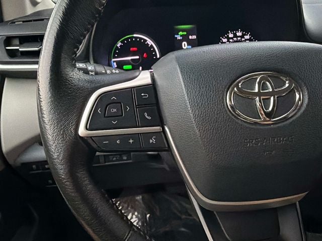 2022 Toyota Sienna XLE 8 Passenger
