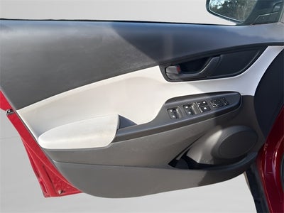 2023 Hyundai Kona SE