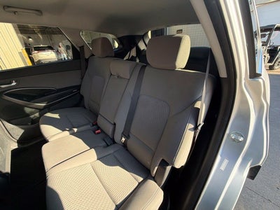 2017 Hyundai Santa Fe SE