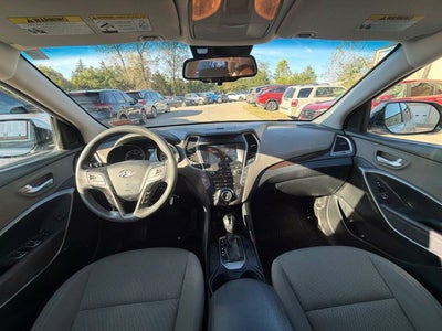 2017 Hyundai Santa Fe SE