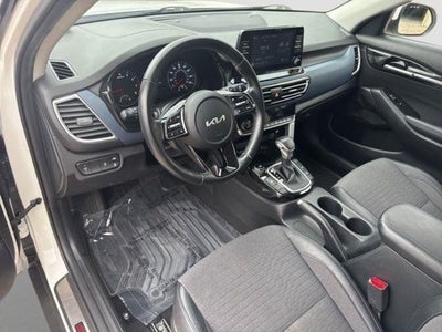 2023 Kia Seltos S