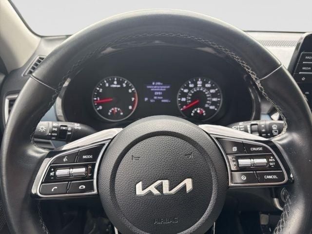 2023 Kia Seltos S