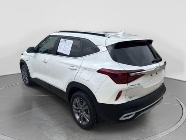 2023 Kia Seltos S