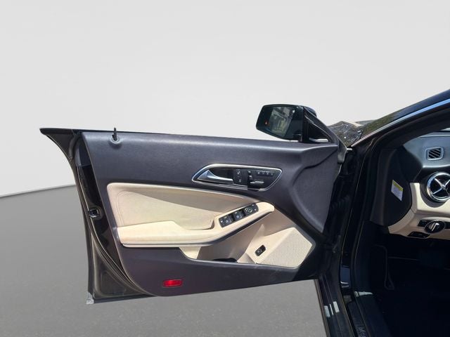 2014 Mercedes-Benz CLA CLA 250 Base
