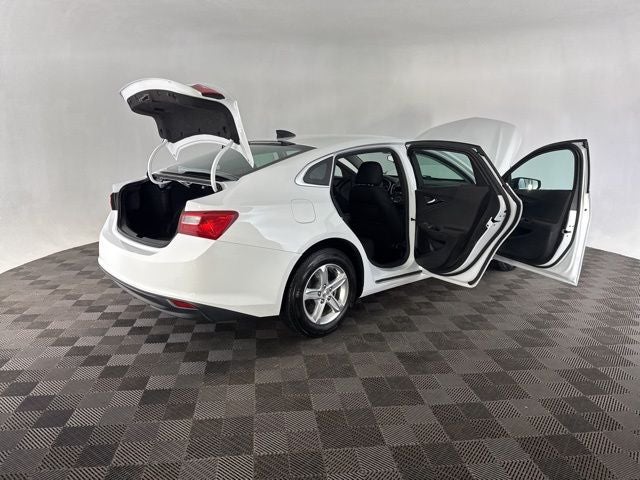 2023 Chevrolet Malibu LS 1FL