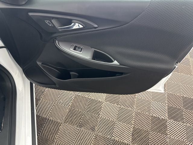 2023 Chevrolet Malibu LS 1FL