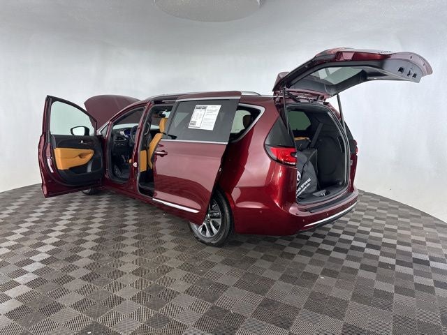 2023 Chrysler Pacifica Hybrid Pinnacle