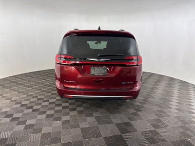 2023 Chrysler Pacifica Hybrid Pinnacle