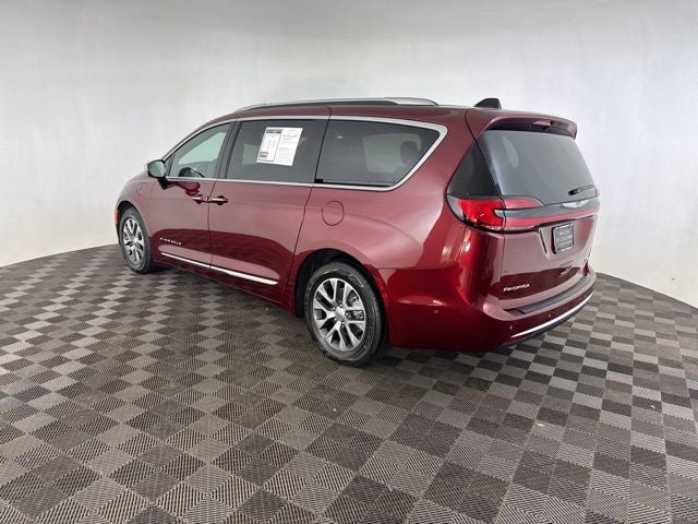 2023 Chrysler Pacifica Hybrid Pinnacle