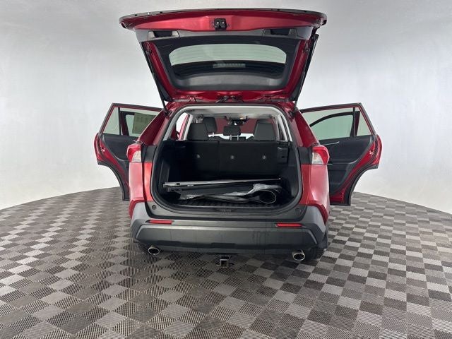 2019 Toyota RAV4 Hybrid XLE
