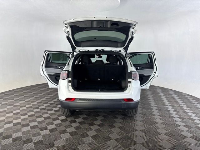 2023 Jeep Compass Sport