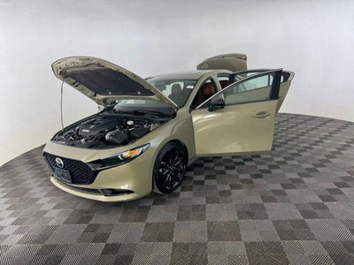 2024 Mazda Mazda3 2.5 Carbon Turbo