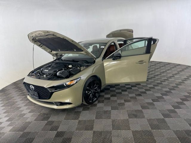 2024 Mazda Mazda3 2.5 Carbon Turbo